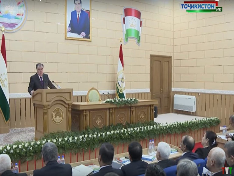 Рахмонов — прокурорам: «вы не должны играть с судьбами людей»!