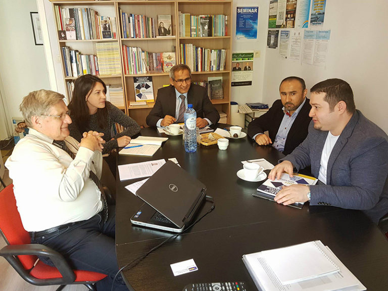 HRWF: Боздошти роҳбарони “Гурӯҳи 24” дар Туркия ангезаҳои сиёсӣ дорад ва онҳо набояд истирдод шаванд